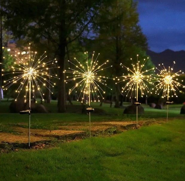 Ліхтар садовий Феєрверк газонний на сонячній батареї, 90 led, 8 режимів (2 шт. у комплекті)